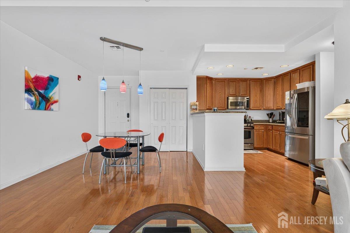 358 Rector Street, Unit 315 Perth Amboy, NJ 08861 - Photo 11 of 30 Gallery Image 11