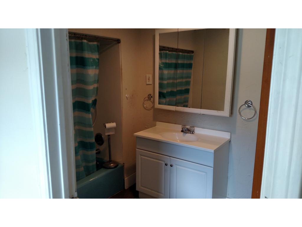 106 Jeremy Hill Road Pelham, NH 03076 - Photo 13 of 17