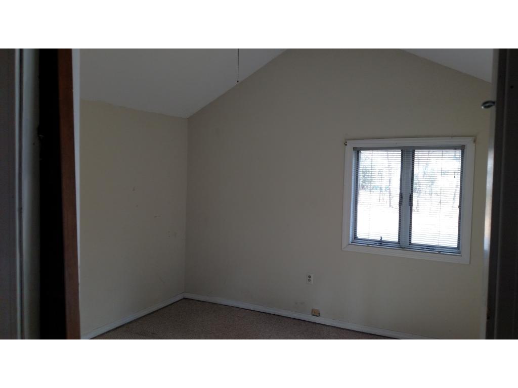 106 Jeremy Hill Road Pelham, NH 03076 - Photo 16 of 17