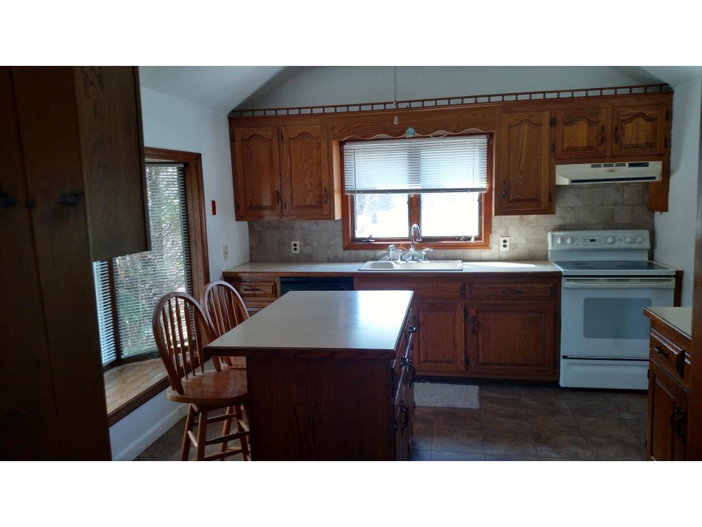 106 Jeremy Hill Road Pelham, NH 03076 - Photo 9 of 17