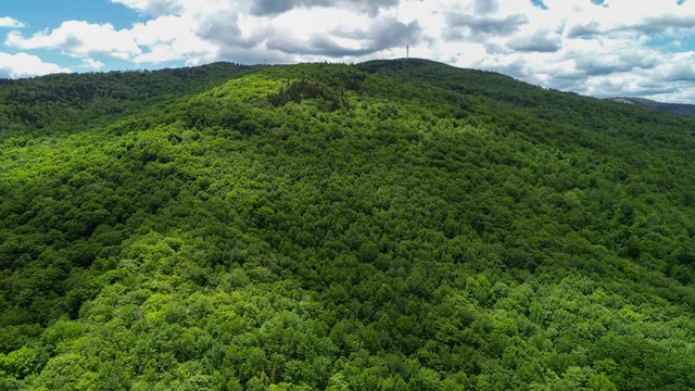 $189,900 | 402 Map, Roxbury, ME 04275