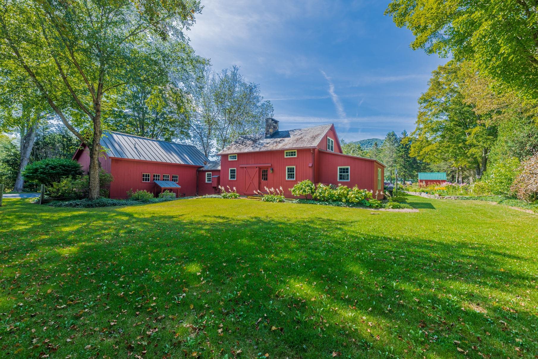 5173 Highway 30 Dorset, VT 05251 - Photo 2 of 44