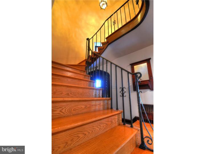 1707 Alsace Road Reading, PA 19604 - Photo 3 of 24 Gallery Image 3