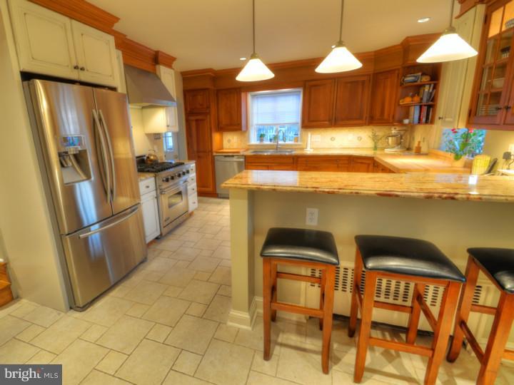 1707 Alsace Road Reading, PA 19604 - Photo 10 of 24 Gallery Image 10