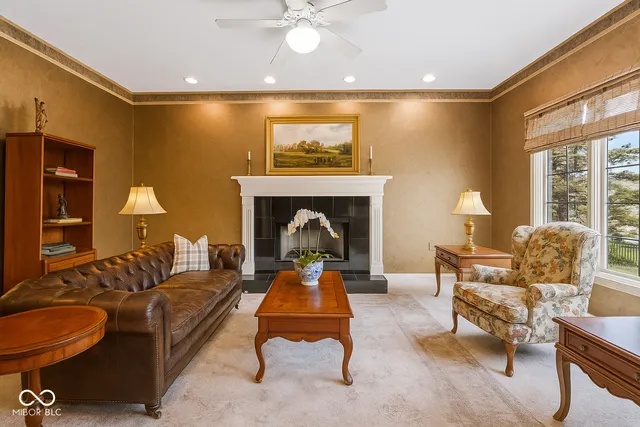 $995,000 | 2444 Laurel Lakes Boulevard, Carmel, IN 46032