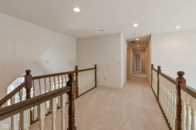 $995,000 | 2444 Laurel Lakes Boulevard, Carmel, IN 46032