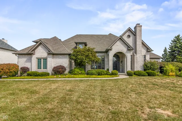 $995,000 | 2444 Laurel Lakes Boulevard, Carmel, IN 46032