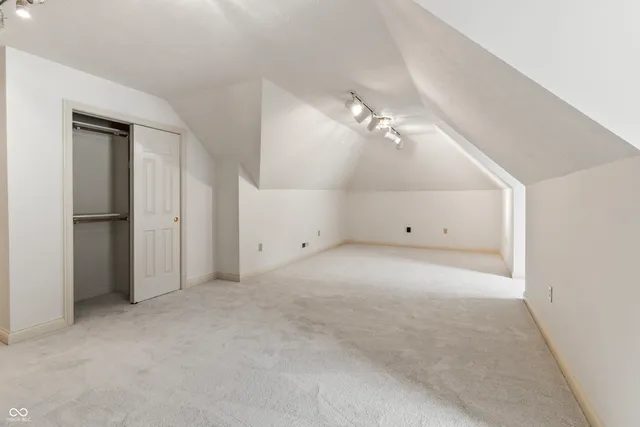 $995,000 | 2444 Laurel Lakes Boulevard, Carmel, IN 46032