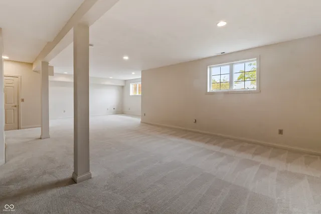 $995,000 | 2444 Laurel Lakes Boulevard, Carmel, IN 46032