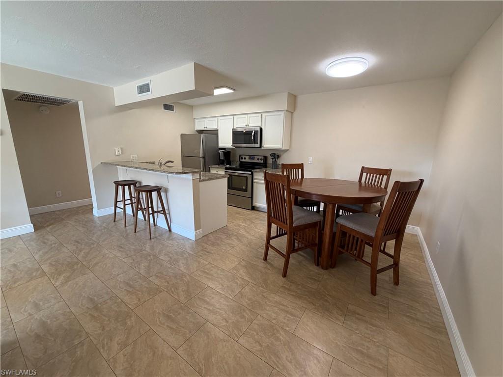 5327 Summerlin Road, Unit 2707 Fort Myers, FL 33919 - Photo 12 of 27