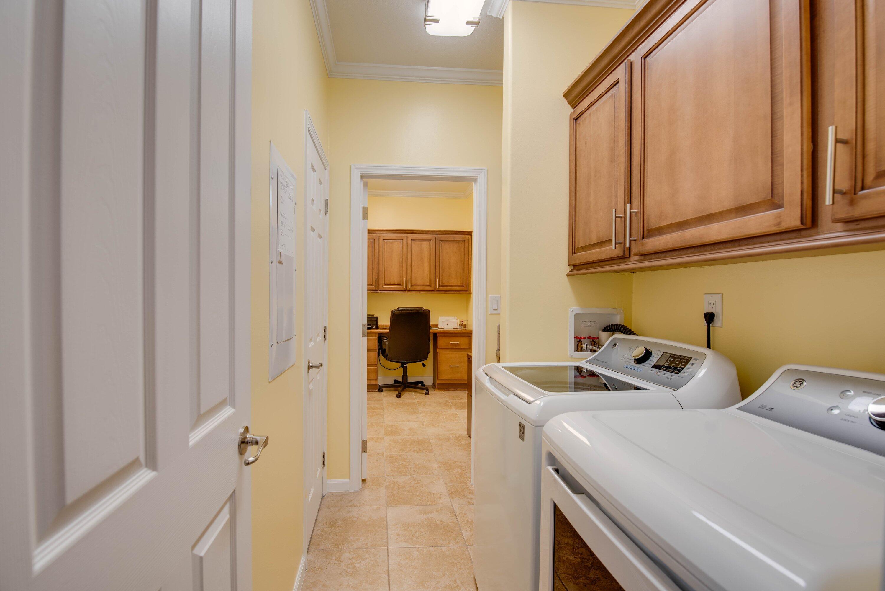 17345 Keystone Road Sugarloaf, FL 33042 - Photo 31 of 44 Laundry Room