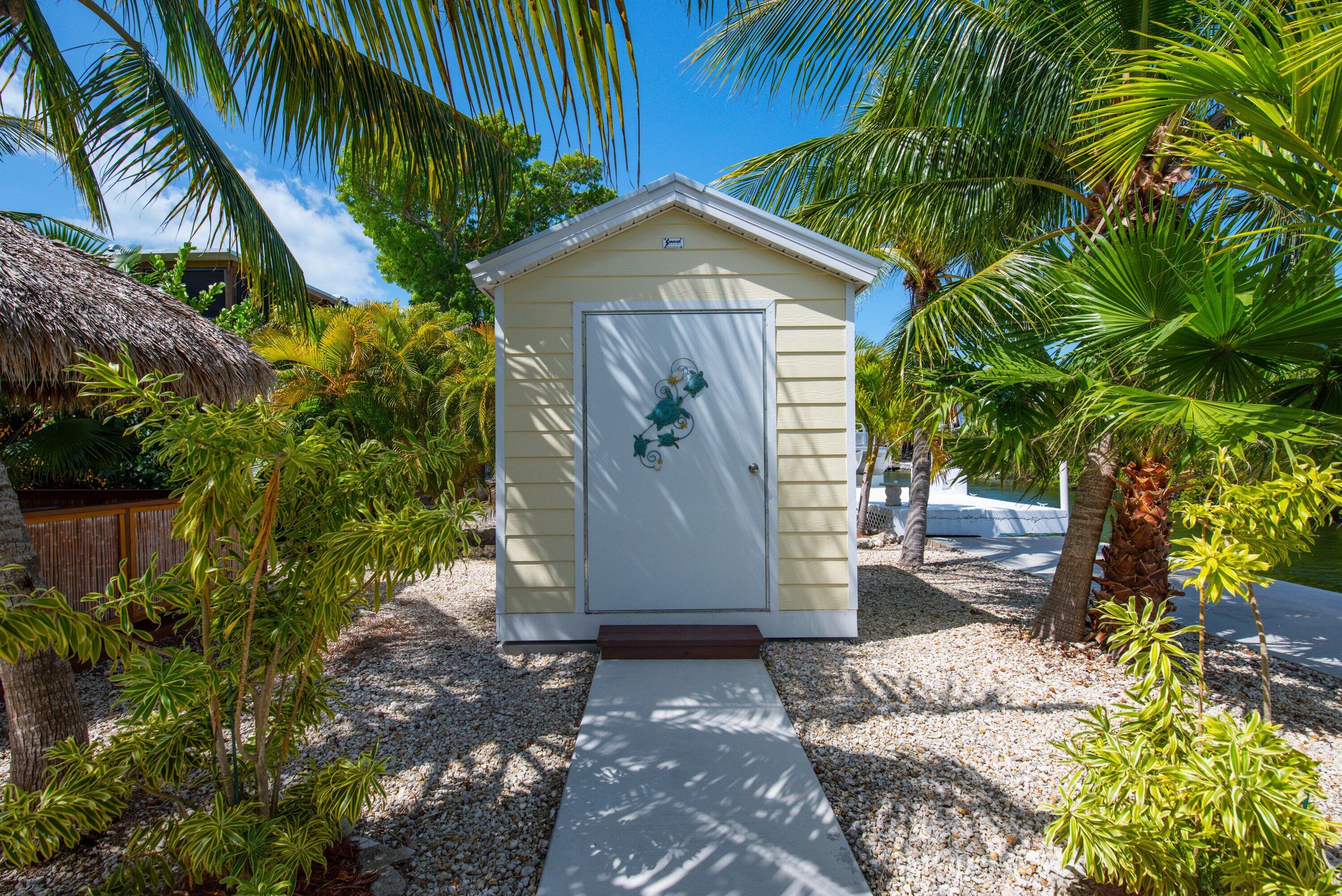 17345 Keystone Road Sugarloaf, FL 33042 - Photo 34 of 44 Shed Great for Fishing Rods