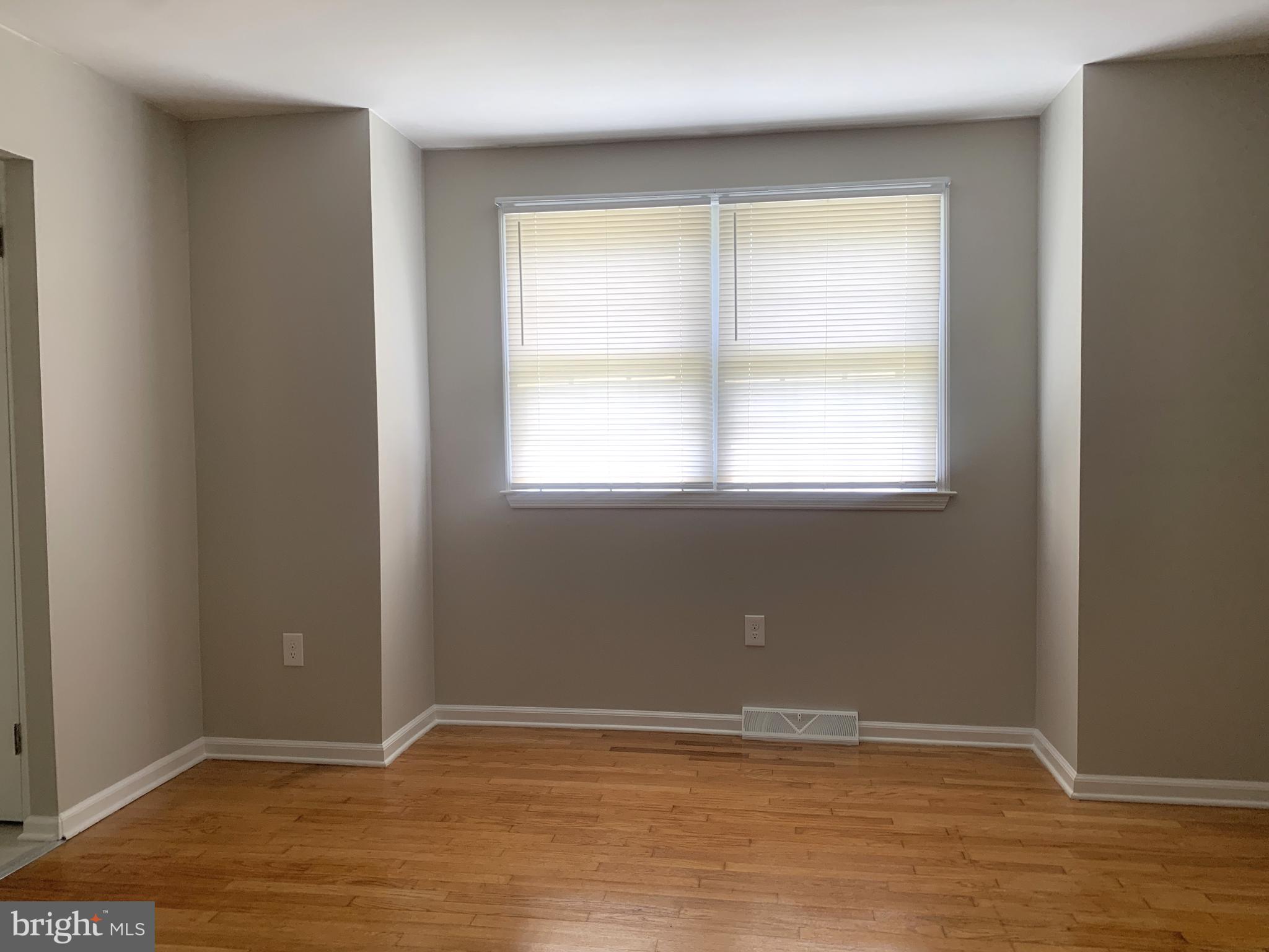 517 Garrick Road Hockessin, DE 19707 - Photo 12 of 45 Dining room