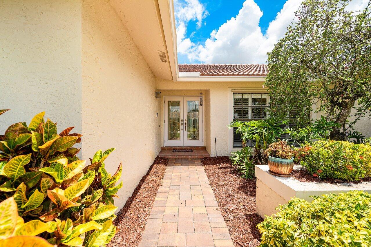 20946 Raindance Lane Boca Raton, FL 33428 - Photo 4 of 43 Entrance