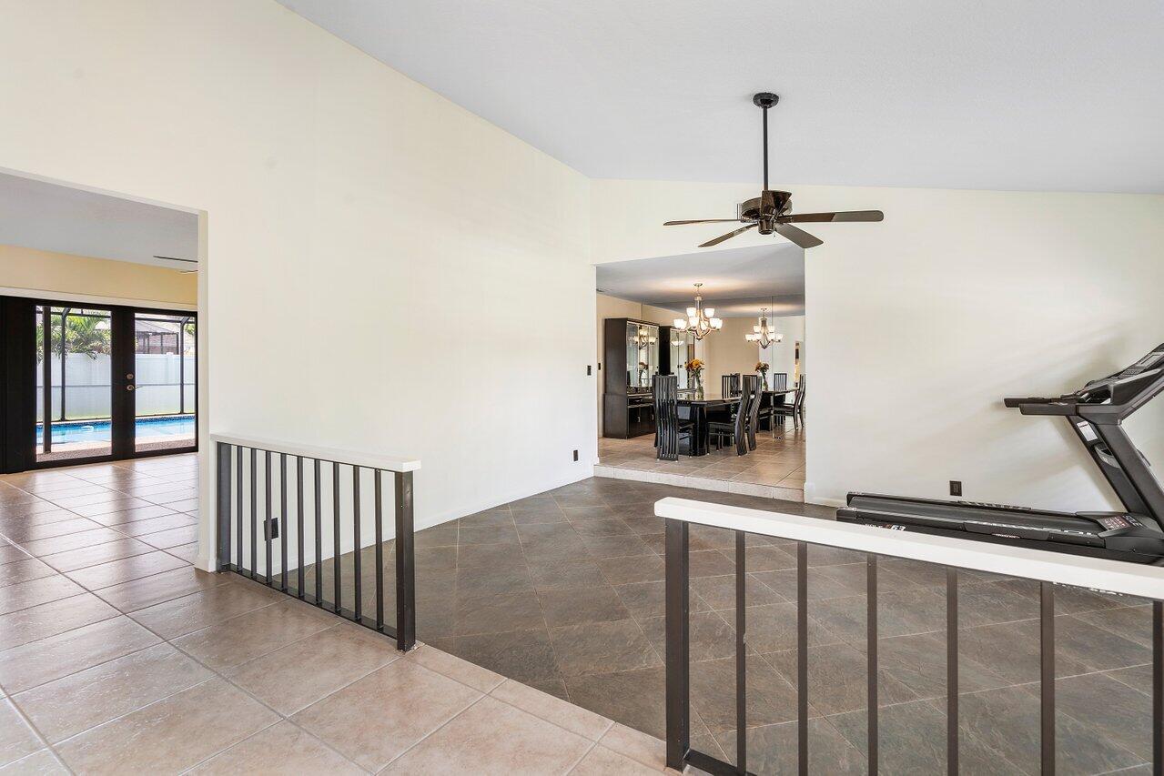 20946 Raindance Lane Boca Raton, FL 33428 - Photo 6 of 43 Upon Entry