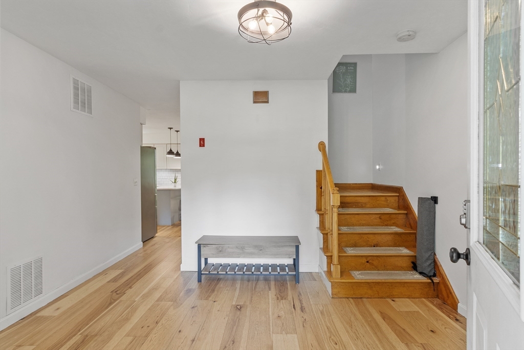 116 Island Road Lunenburg, MA 01462 - Photo 7 of 42