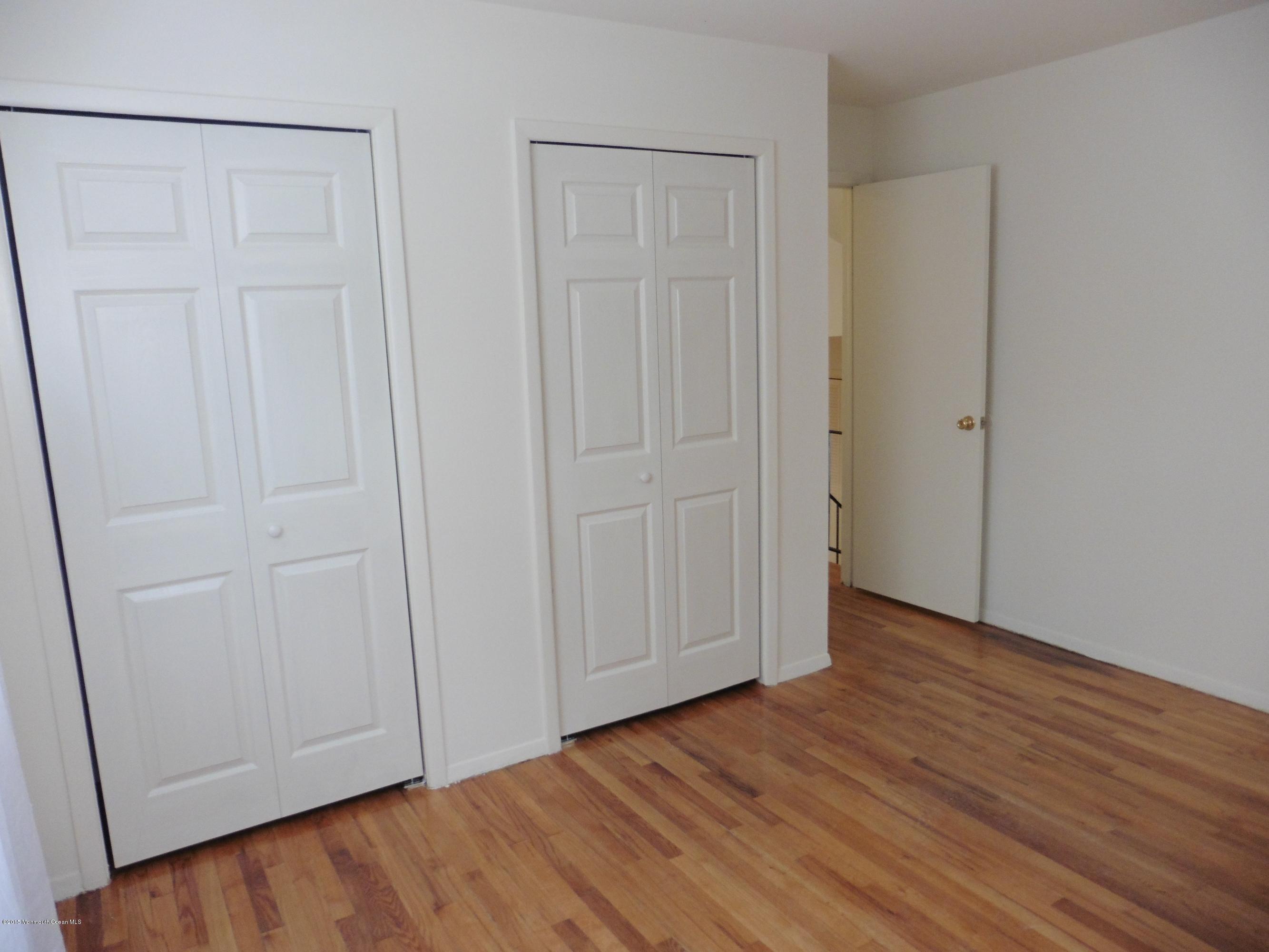 667 Hopping Road Belford, NJ 07718 - Photo 13 of 25 P1000437