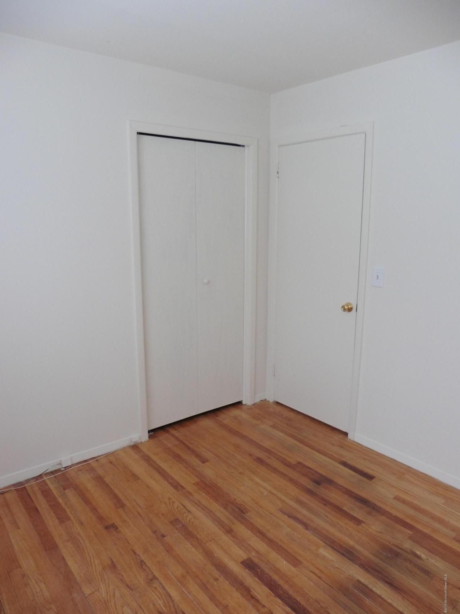 667 Hopping Road Belford, NJ 07718 - Photo 15 of 25 P1000439