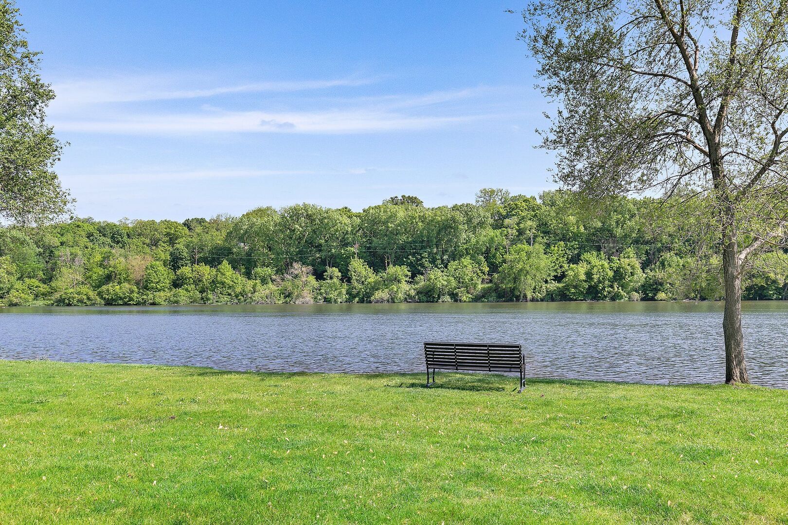 221 Big Peninsula Road Elgin, IL 60123 - Photo 20 of 26