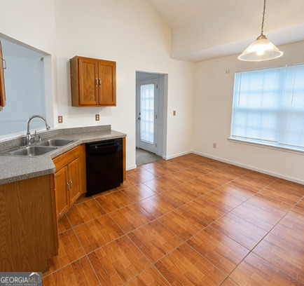 65 Waters Edge Way Fayetteville, GA 30215 - Photo 3 of 18