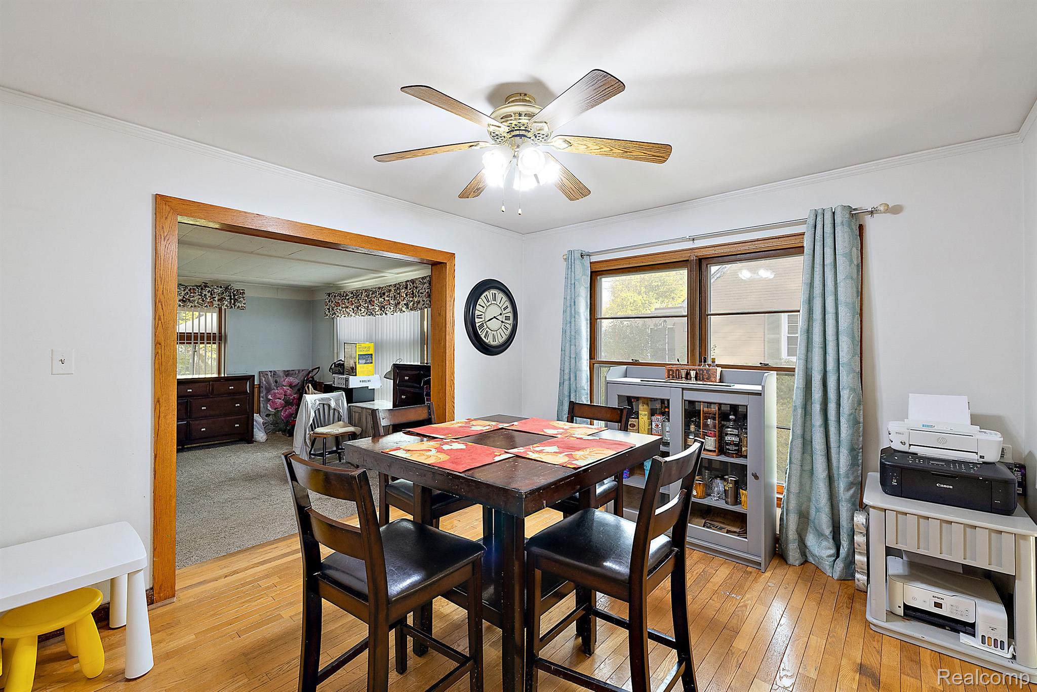 998 Hampton Road Grosse Pointe, MI 48236 - Photo 13 of 28 Gallery Image 13