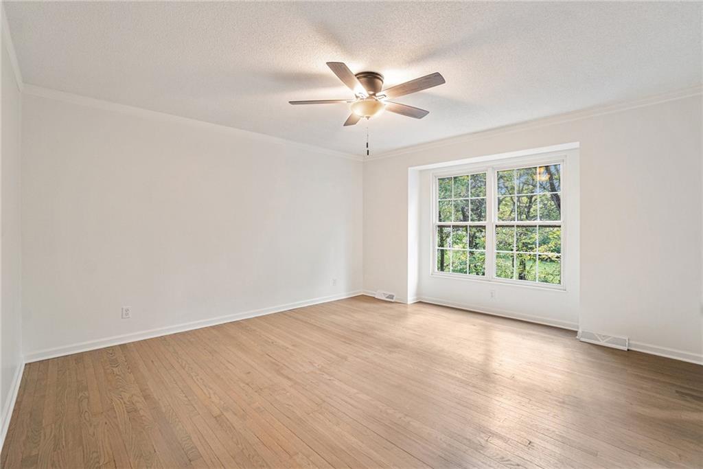 12904 Overhill Avenue Grandview, MO 64030 - Photo 18 of 30