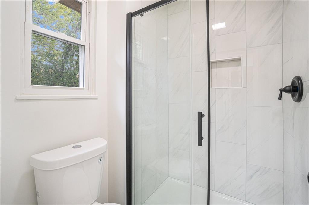 12904 Overhill Avenue Grandview, MO 64030 - Photo 20 of 30