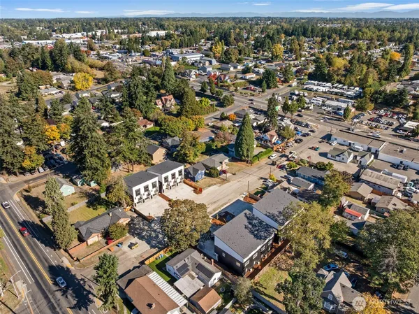$1,600,000 | 312 118th Street South, Unit 4, Tacoma, WA 98444