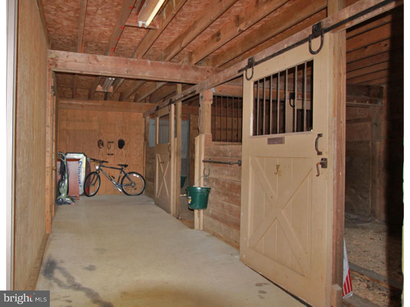 40 Buttonwood Lane Spring City, PA 19475 - Photo 22 of 25 Barn