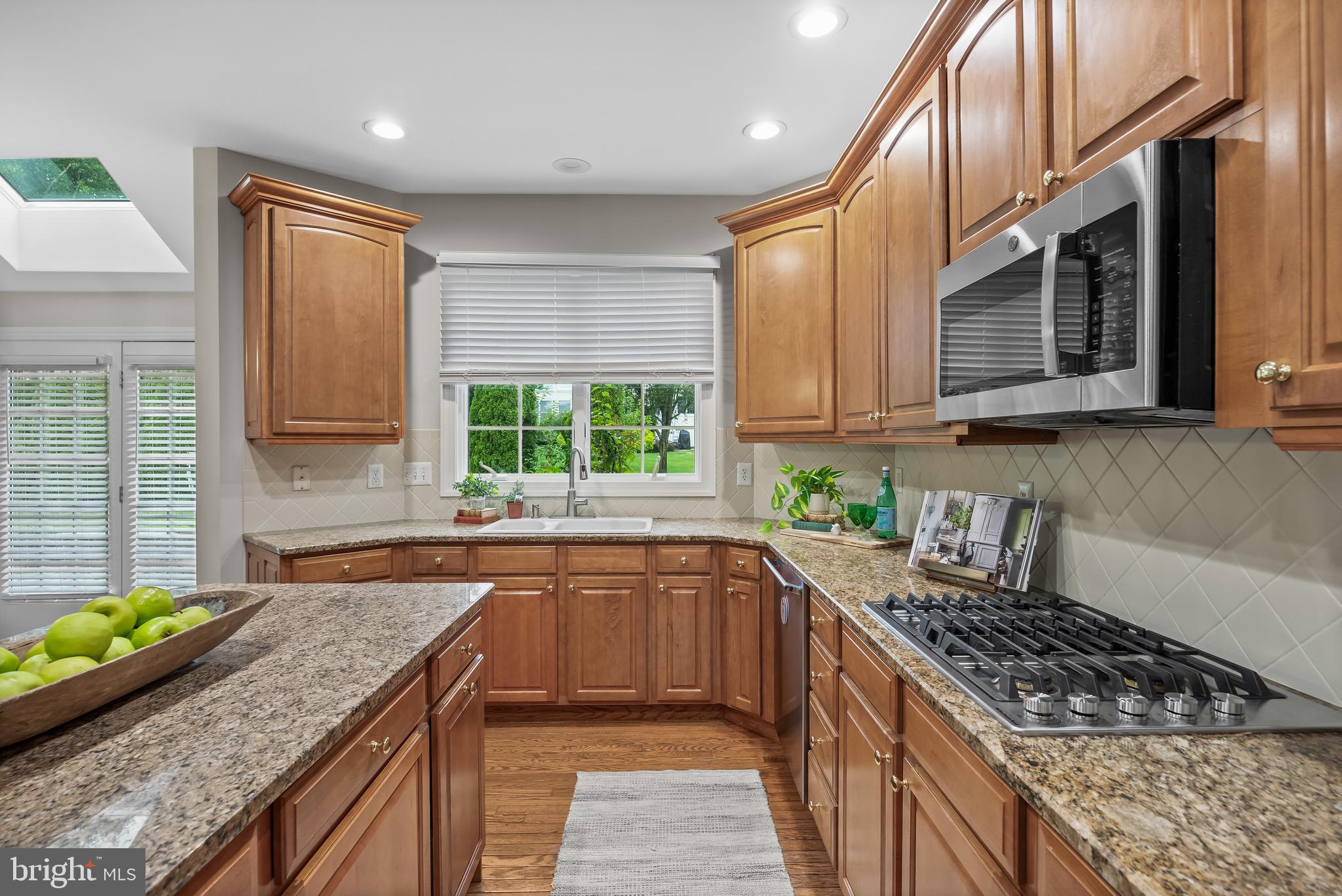 127 Oakmont Drive Moorestown, NJ 08057 - Photo 11 of 43