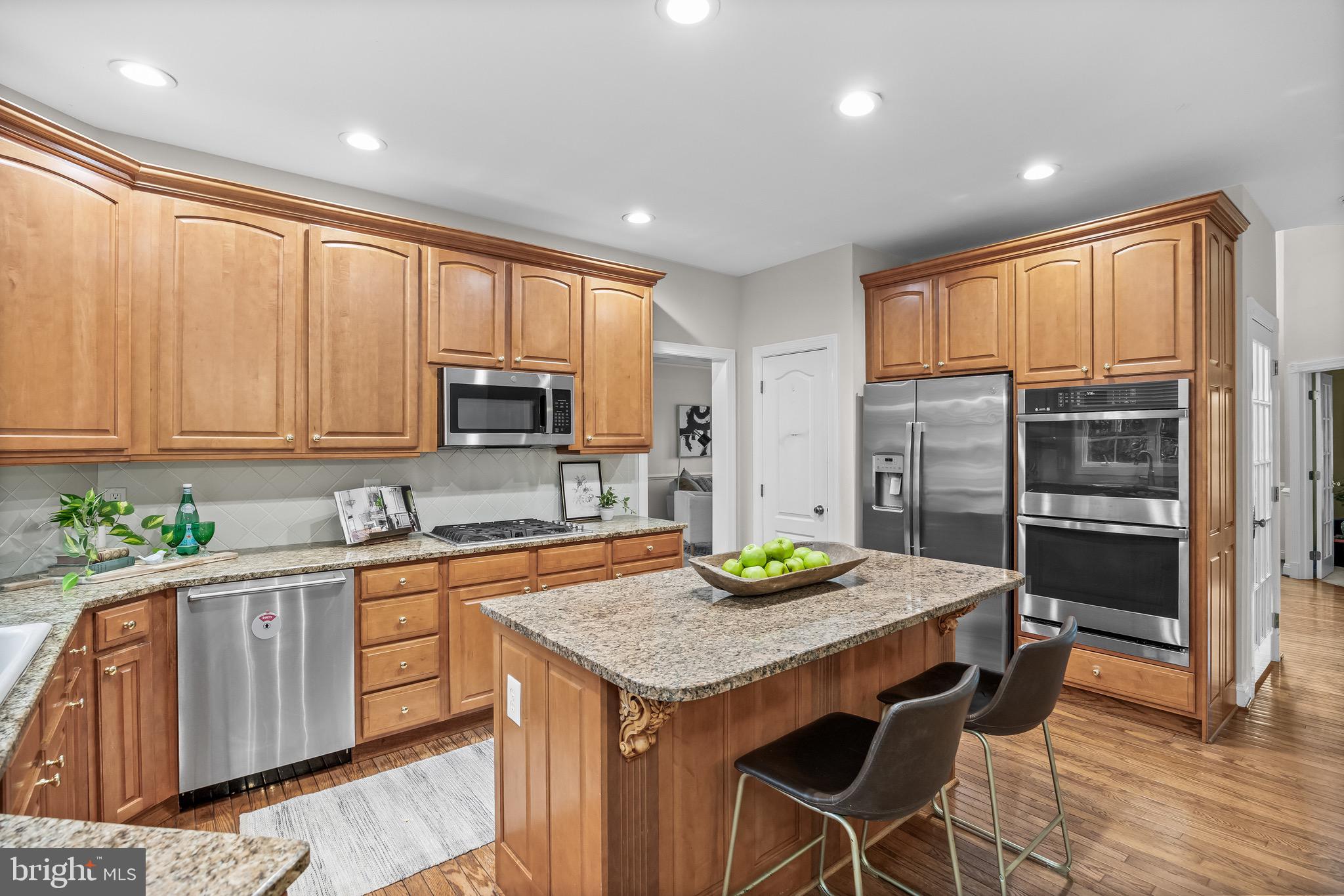 127 Oakmont Drive Moorestown, NJ 08057 - Photo 14 of 43