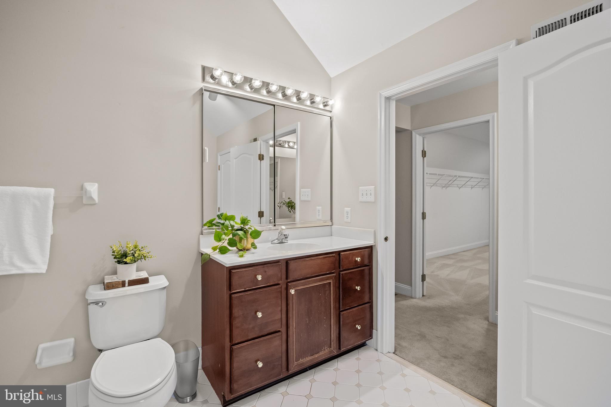 127 Oakmont Drive Moorestown, NJ 08057 - Photo 35 of 43