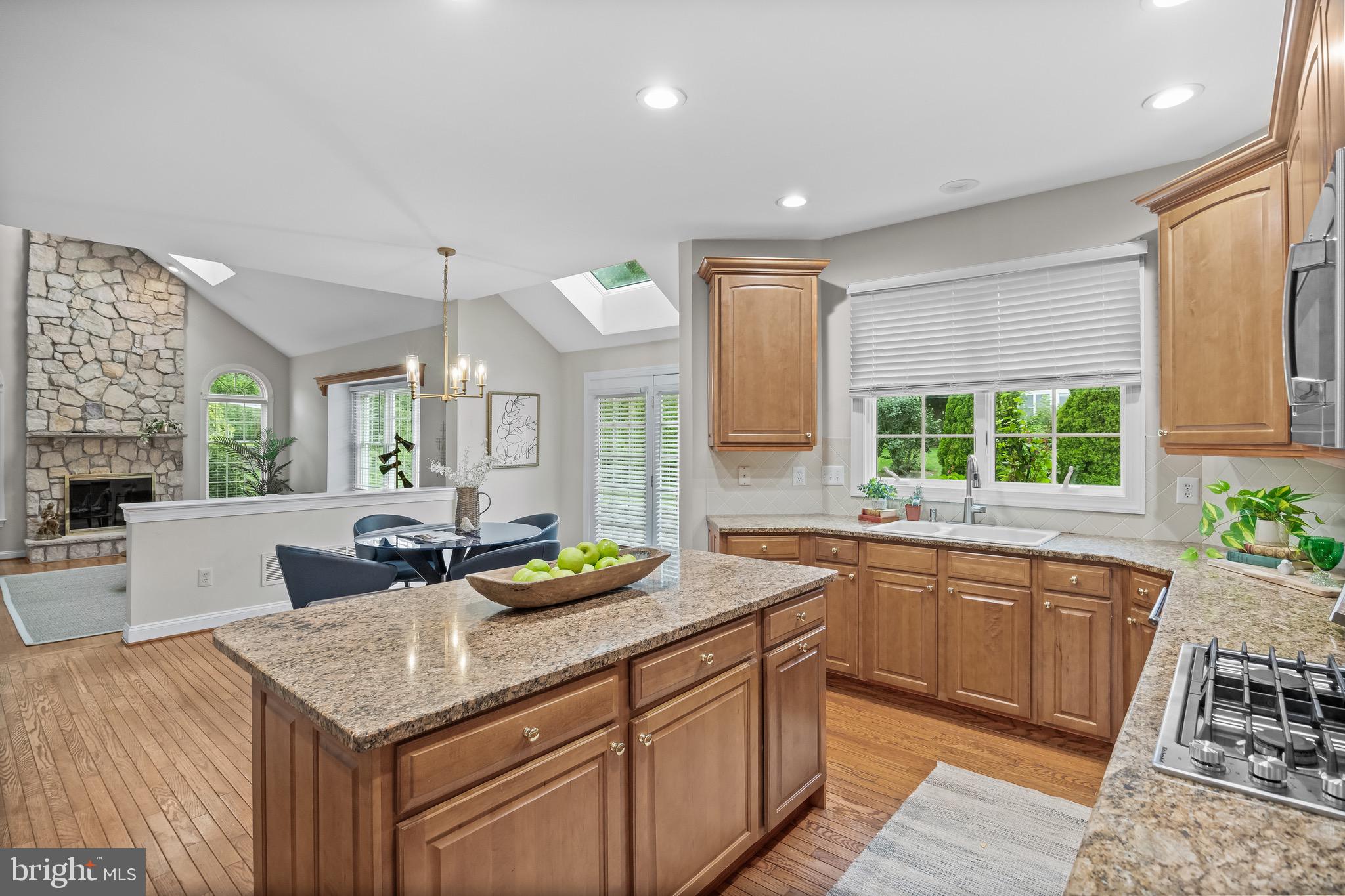 127 Oakmont Drive Moorestown, NJ 08057 - Photo 10 of 43