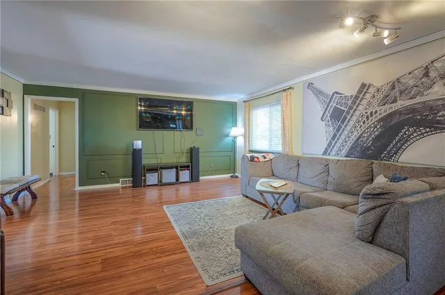 $395,000 | 7909 Grandview Street, Overland Park, KS 66204