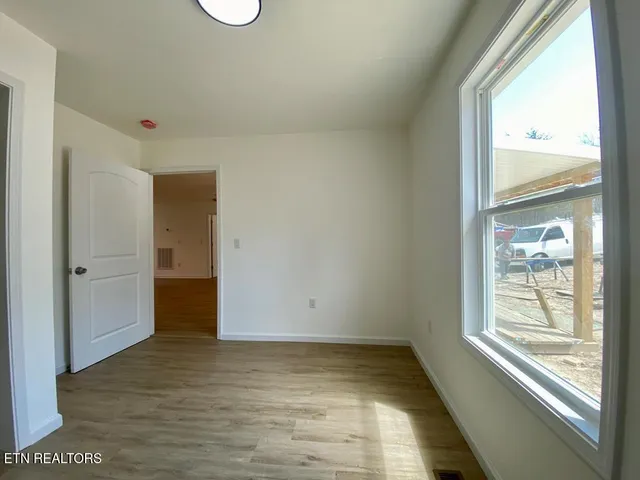 $259,900 | 6383 Valley View Road, Crossville, TN 38572