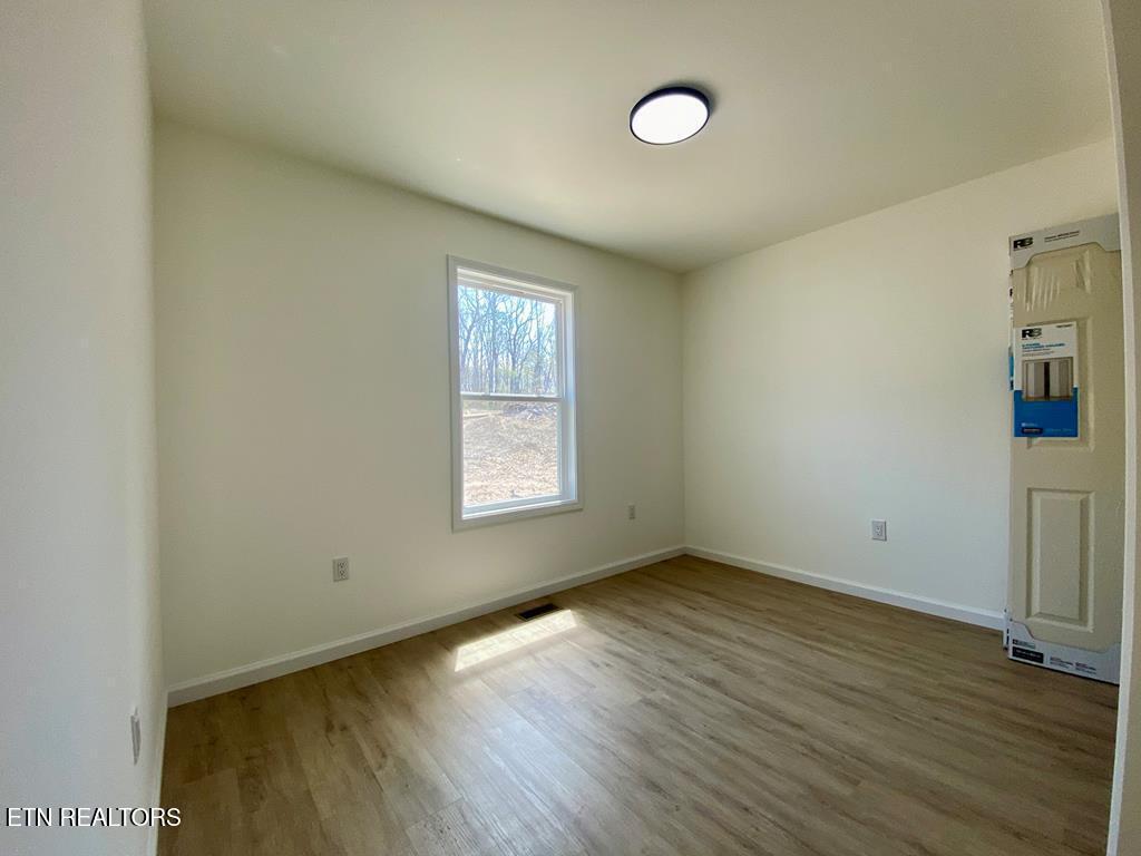 6383 Valley View Road Crossville, TN 38572 - Photo 3 of 20 236809_15 - Copy