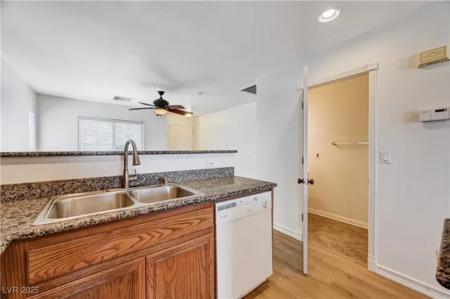 $369,000 | 9506 Diamond Bridge Avenue, Las Vegas, NV 89166