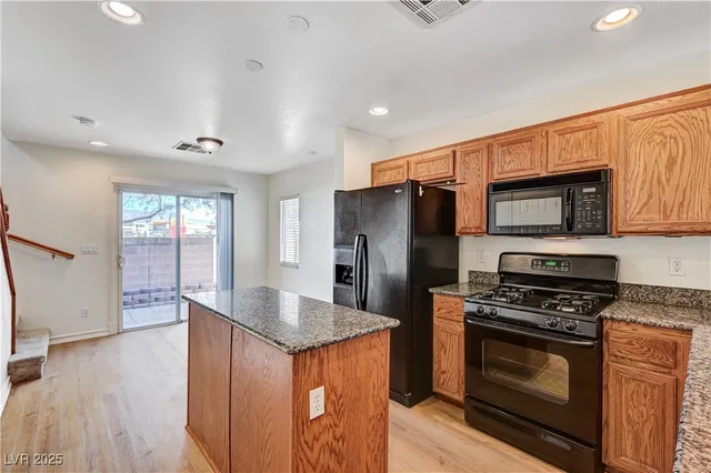 $369,000 | 9506 Diamond Bridge Avenue, Las Vegas, NV 89166