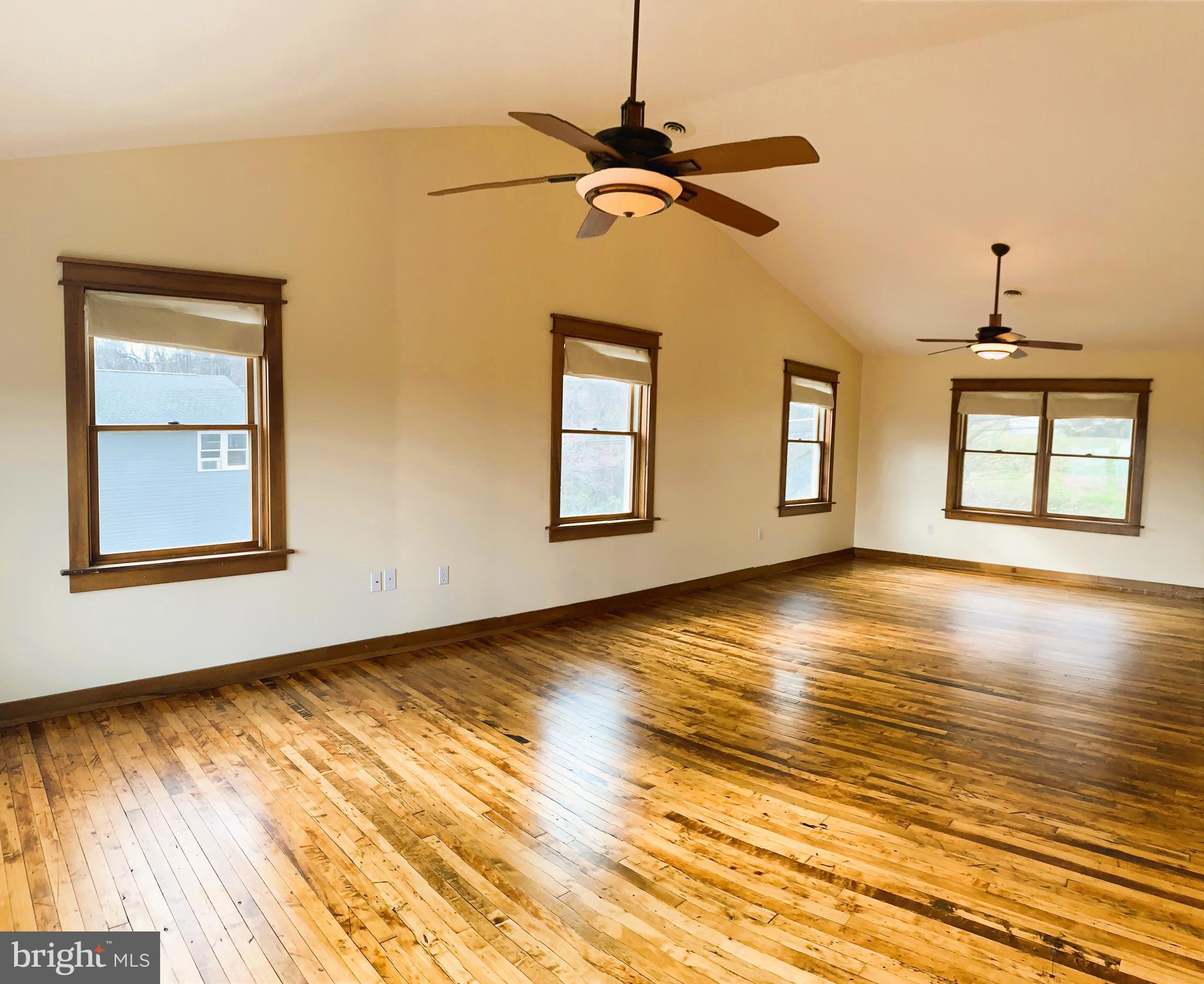 7001 Edgemont Road Frederick, MD 21702 - Photo 15 of 51 Primary BR floors reclaimed from Bethlehem Steel