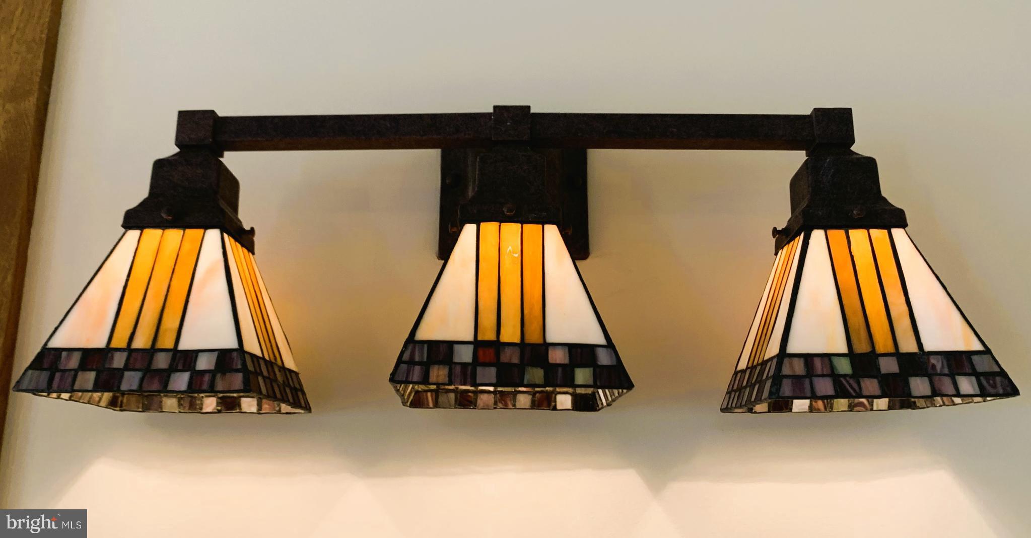 7001 Edgemont Road Frederick, MD 21702 - Photo 20 of 51 custom lights