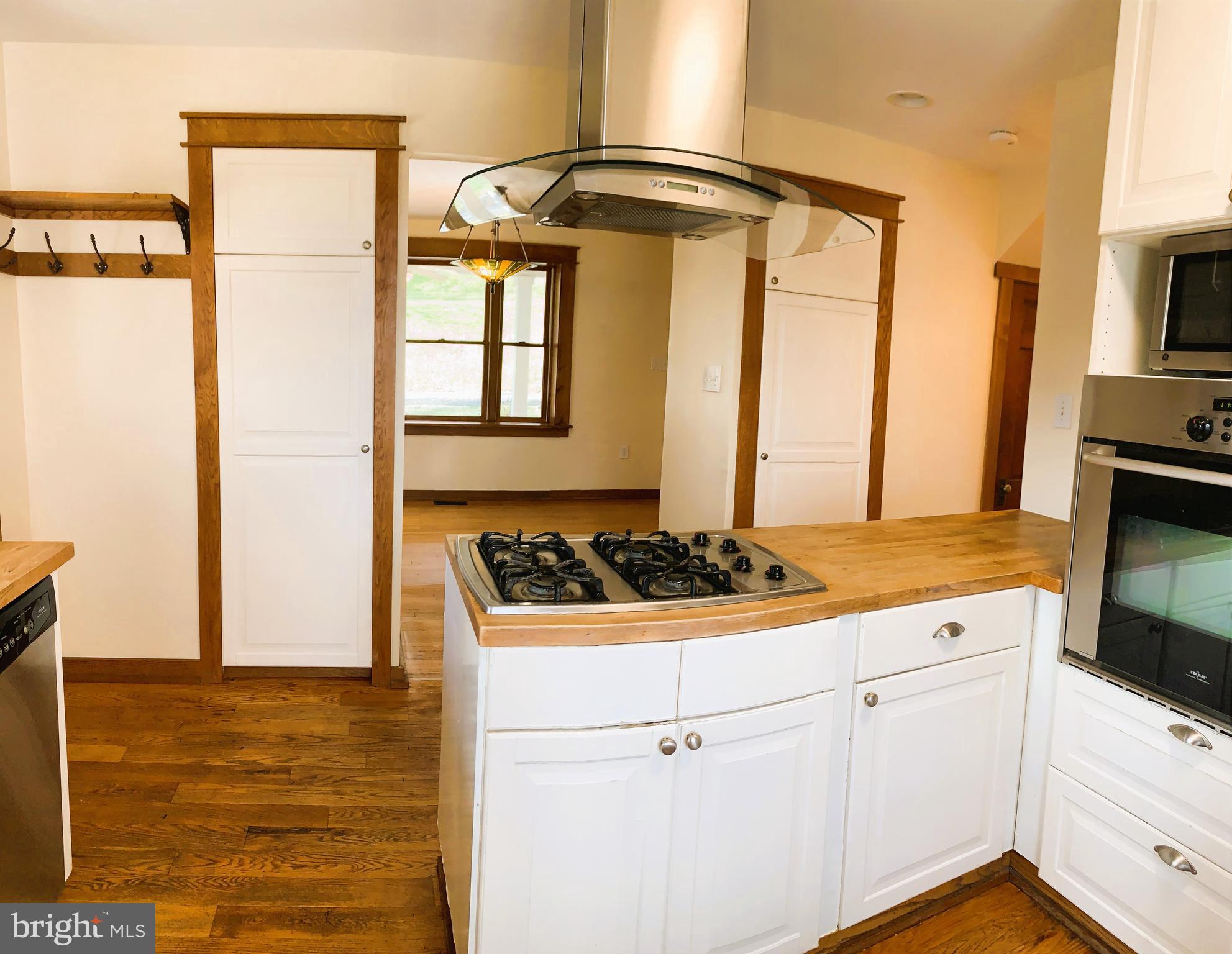 7001 Edgemont Road Frederick, MD 21702 - Photo 4 of 51 Kitchen