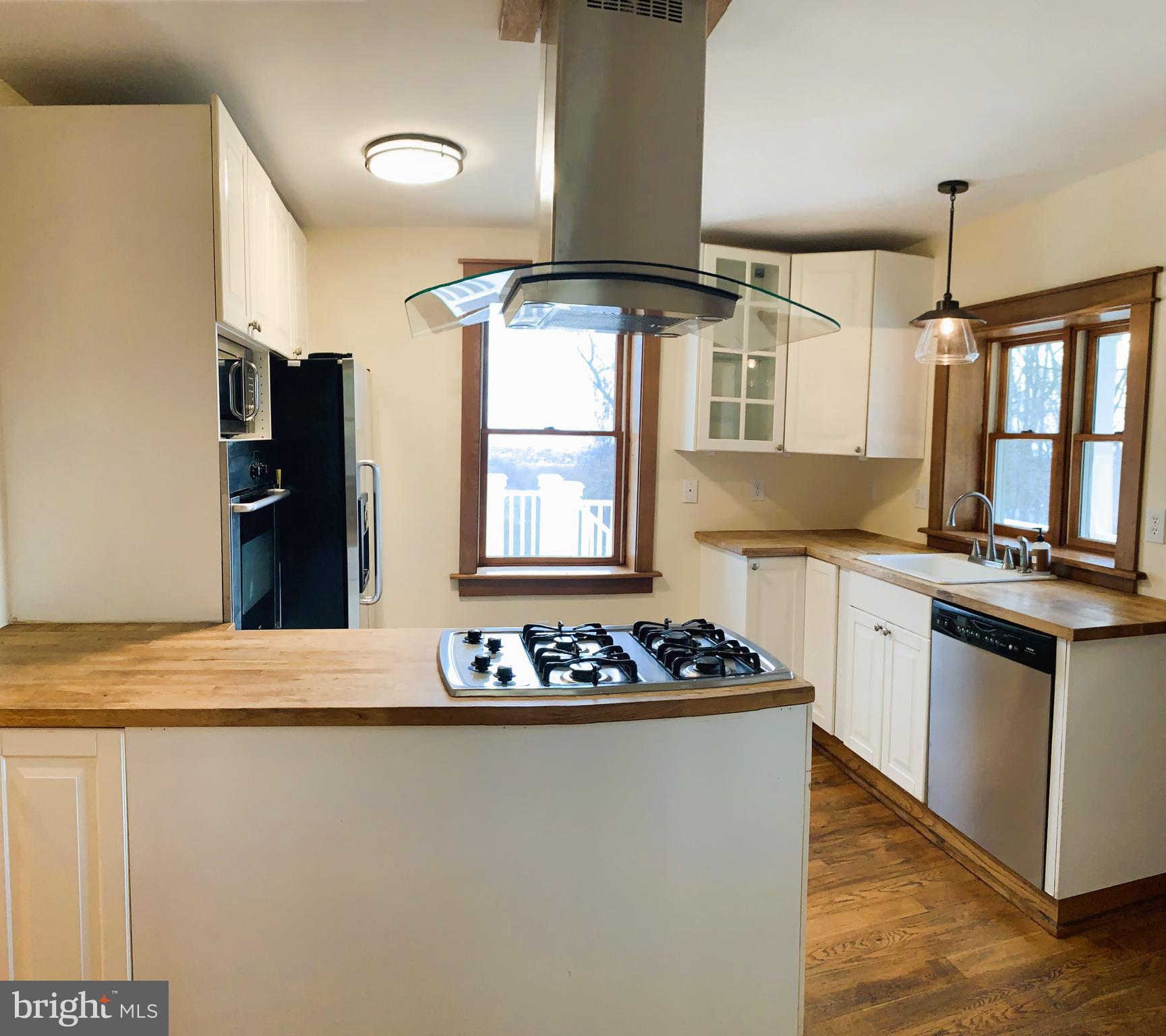 7001 Edgemont Road Frederick, MD 21702 - Photo 5 of 51 Kitchen view