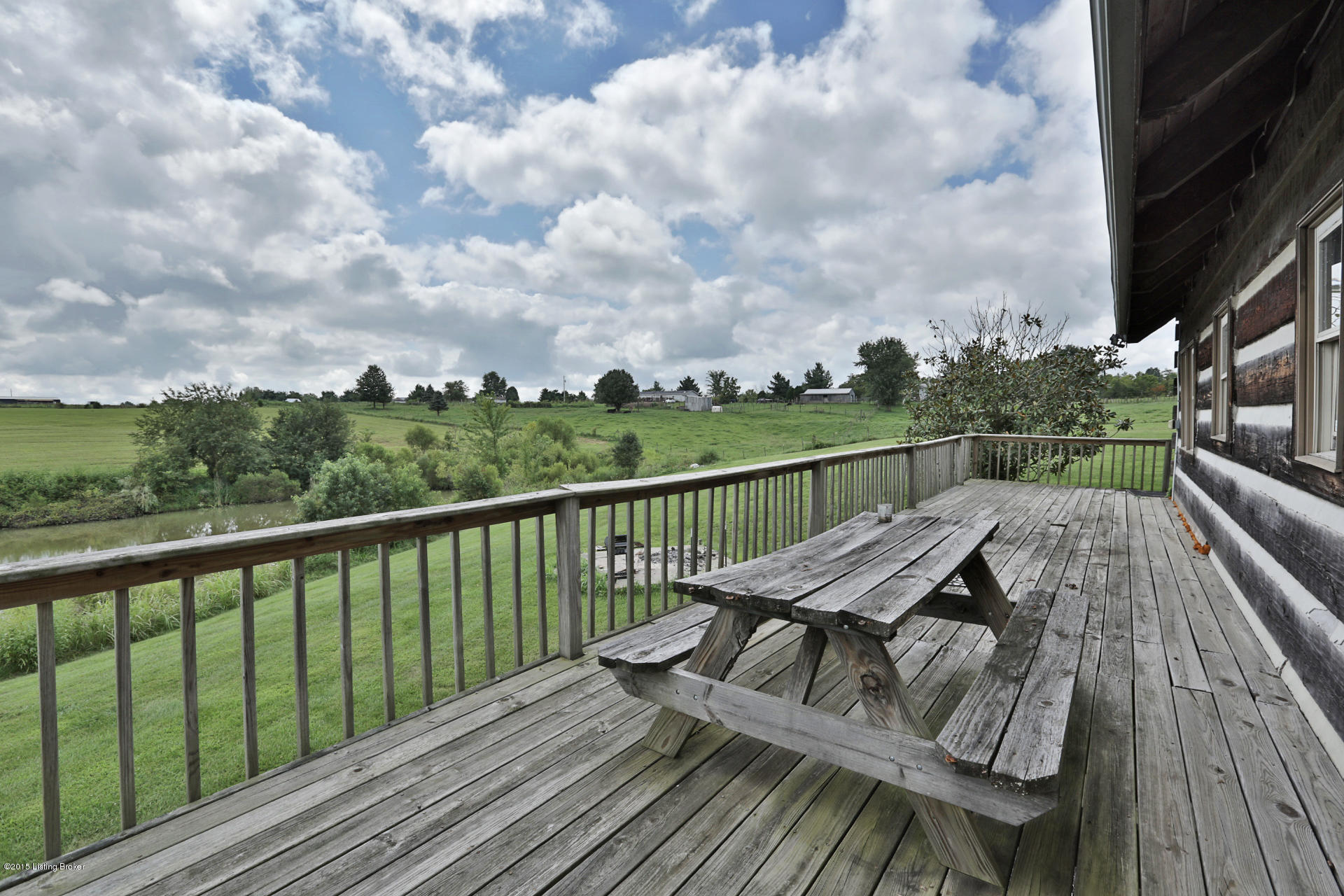 5953 Bagdad Road Bagdad, KY 40003 - Photo 15 of 24 Deck