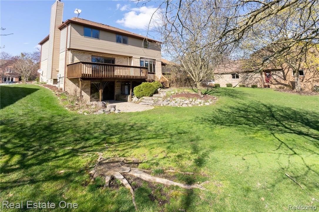 1808 Jason Circle Rochester, MI 48306 - Photo 22 of 23 DSC04073-HDR.jpg
