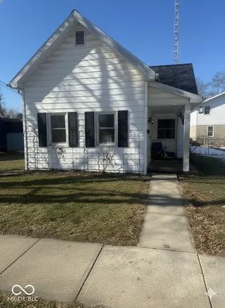 $164,900 | 313 North Mill Street, Fairmount, IN 46928