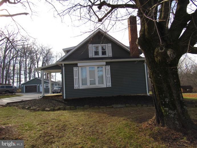 295 Pine Grove Road Hanover, PA 17331 - Photo 2 of 20