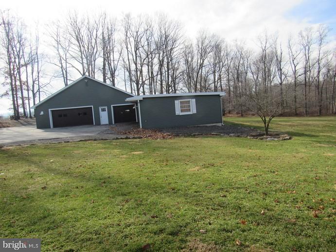 295 Pine Grove Road Hanover, PA 17331 - Photo 7 of 20