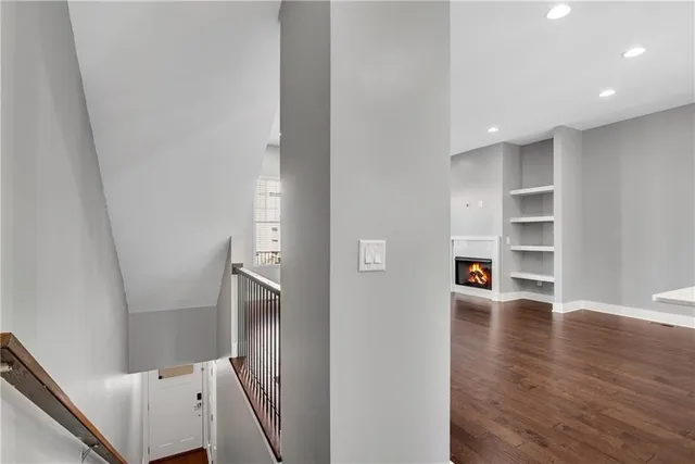 $3,100 | 743 Taylor Court, Atlanta, GA 30324