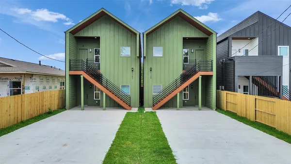 $2,300 | 9707 Cargill Street, Unit AB, Houston, TX 77029