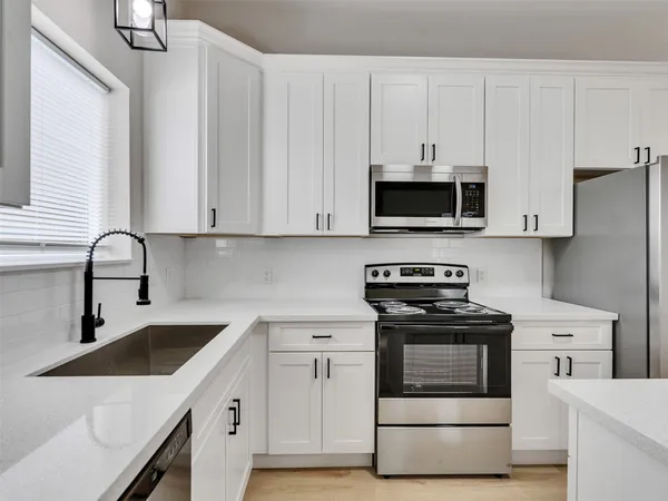 $2,300 | 9707 Cargill Street, Unit AB, Houston, TX 77029